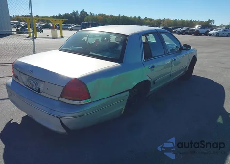 2001 Ford Crown Victoria z USA, uszkodzony, nr VIN 2FAFP73W31X121323